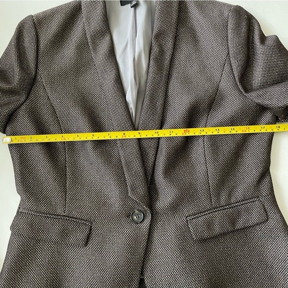 Ann Taylor Herringbone Blazer NWOT Size 8 Petite - Picture 9 of 12